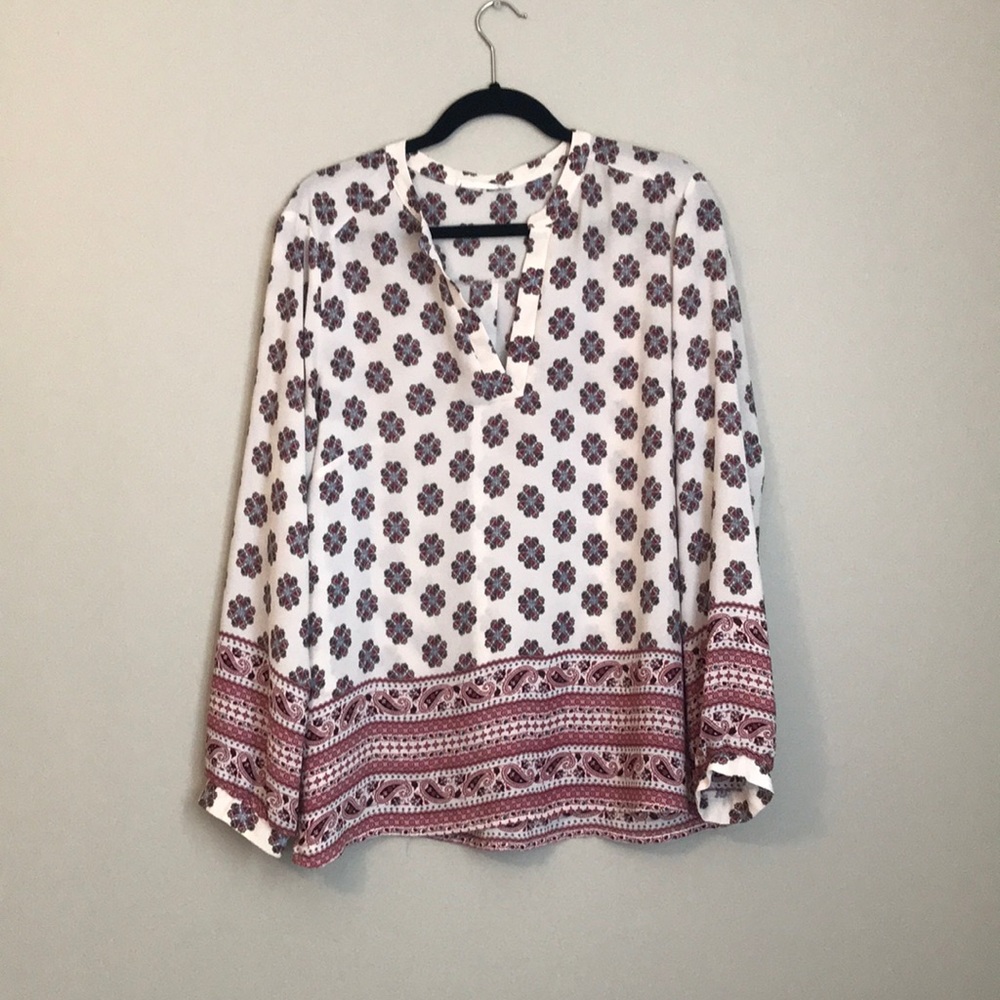 Cute lightweight LS tunic- business casual summer